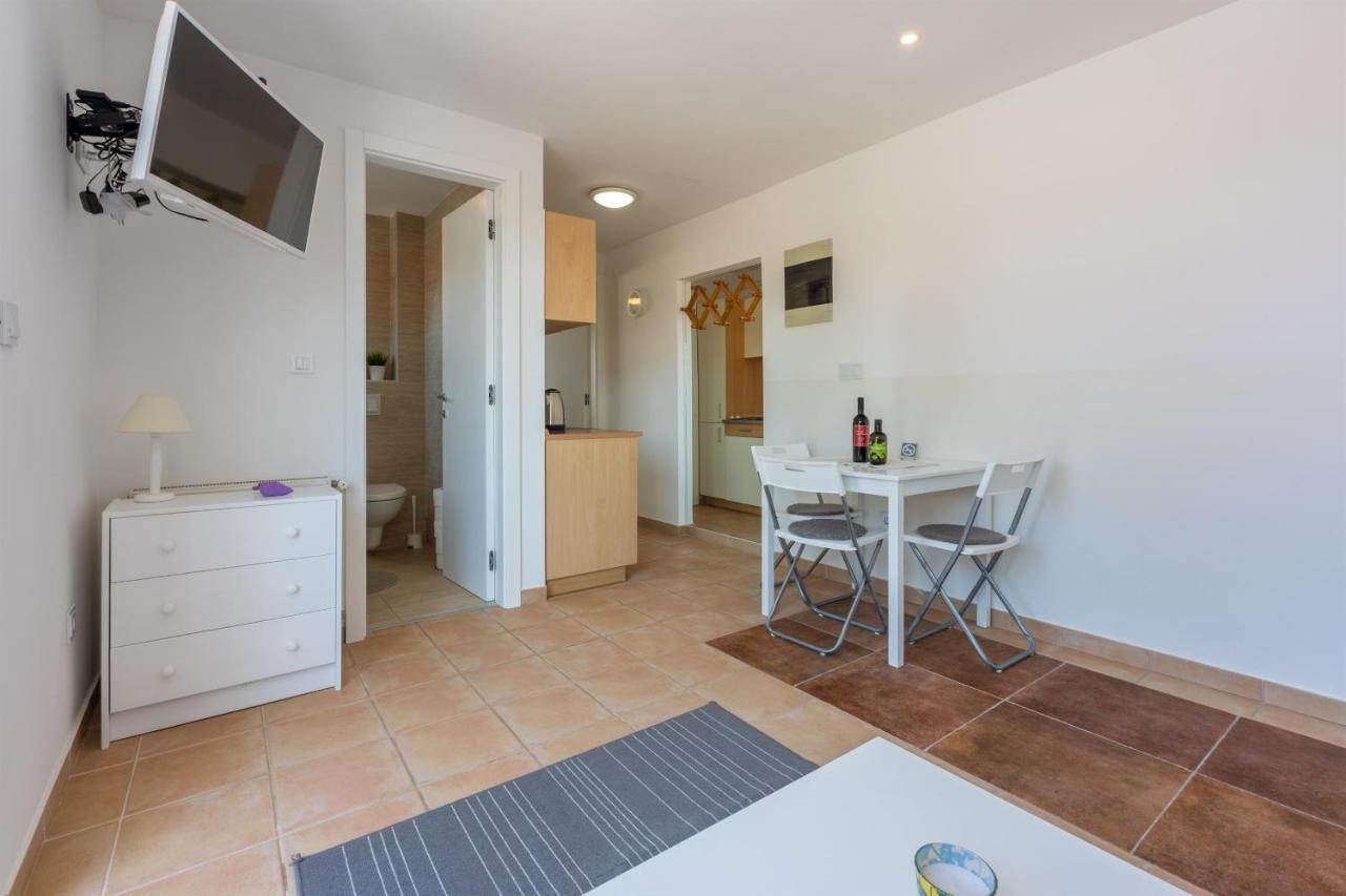 Apartment Vito Nijvice Zewnętrze zdjęcie