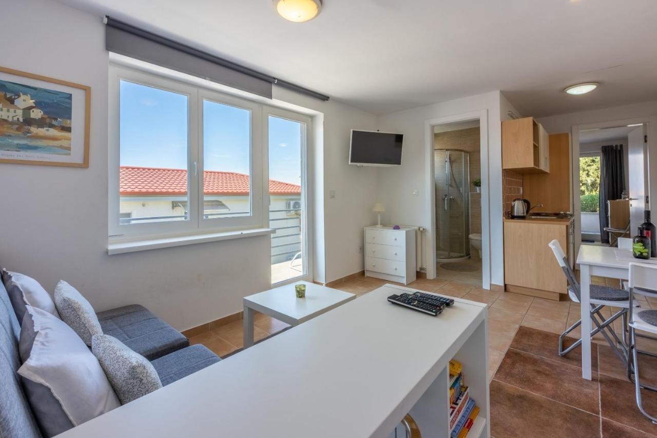 Apartment Vito Nijvice Zewnętrze zdjęcie